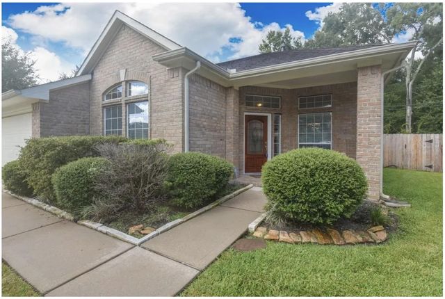 3848 Armand Drive, Dickinson, TX 77539