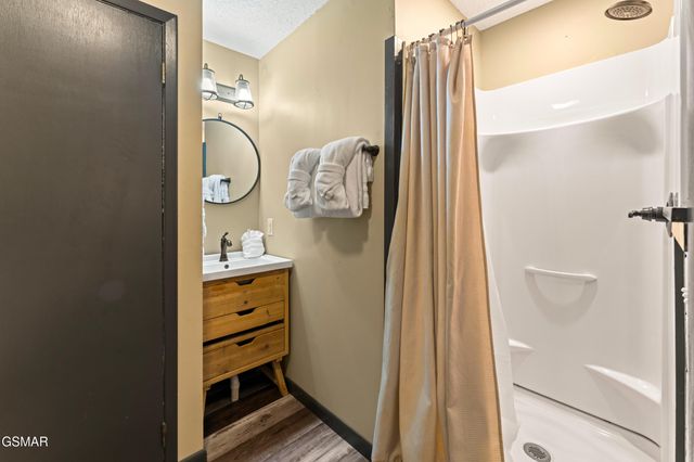 1634 Spruce Drive, Sevierville, TN 37876