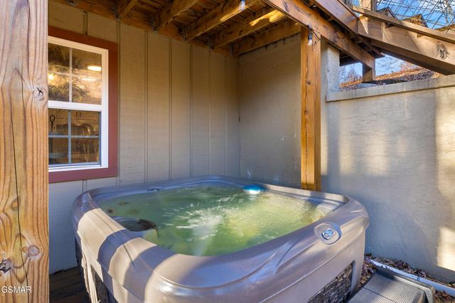 1634 Spruce Drive, Sevierville, TN 37876