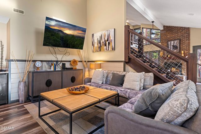 1634 Spruce Drive, Sevierville, TN 37876