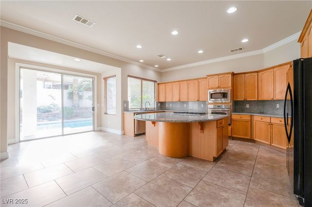 395 Apple River Court, Las Vegas, NV 89148