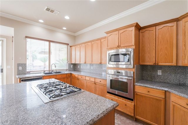 395 Apple River Court, Las Vegas, NV 89148