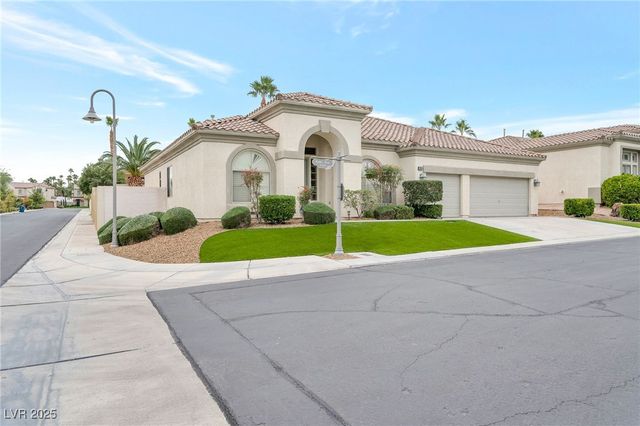 395 Apple River Court, Las Vegas, NV 89148