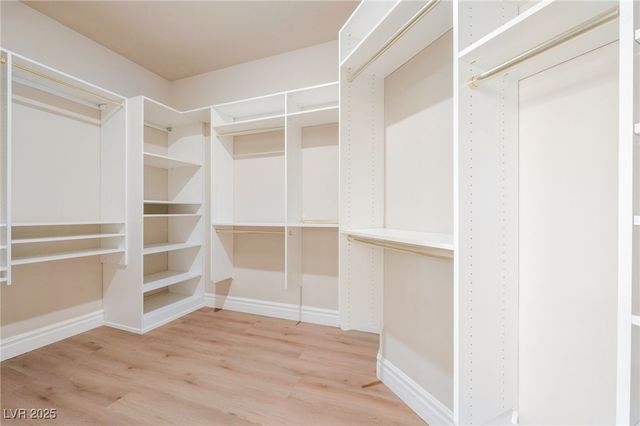 395 Apple River Court, Las Vegas, NV 89148