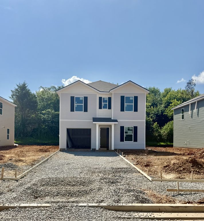 500 Cloudland Dr, Portland, TN 37148