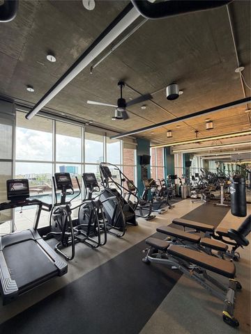 4899 Montrose Boulevard 1905, Houston, TX 77006