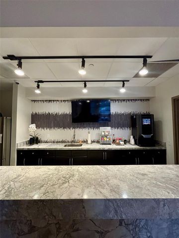 4899 Montrose Boulevard 1905, Houston, TX 77006