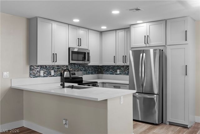 2982 Juniper Hills Boulevard 101, Las Vegas, NV 89142