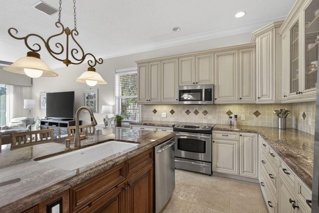 3260 Wymberly Drive, Jupiter, FL 33458