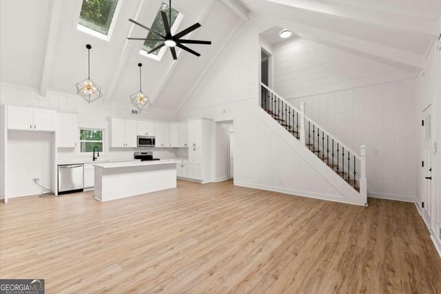 1741 Lucy Drive NW, Kennesaw, GA 30152