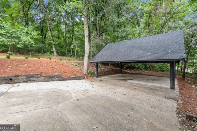 1741 Lucy Drive NW, Kennesaw, GA 30152