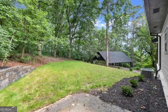 1741 Lucy Drive NW, Kennesaw, GA 30152