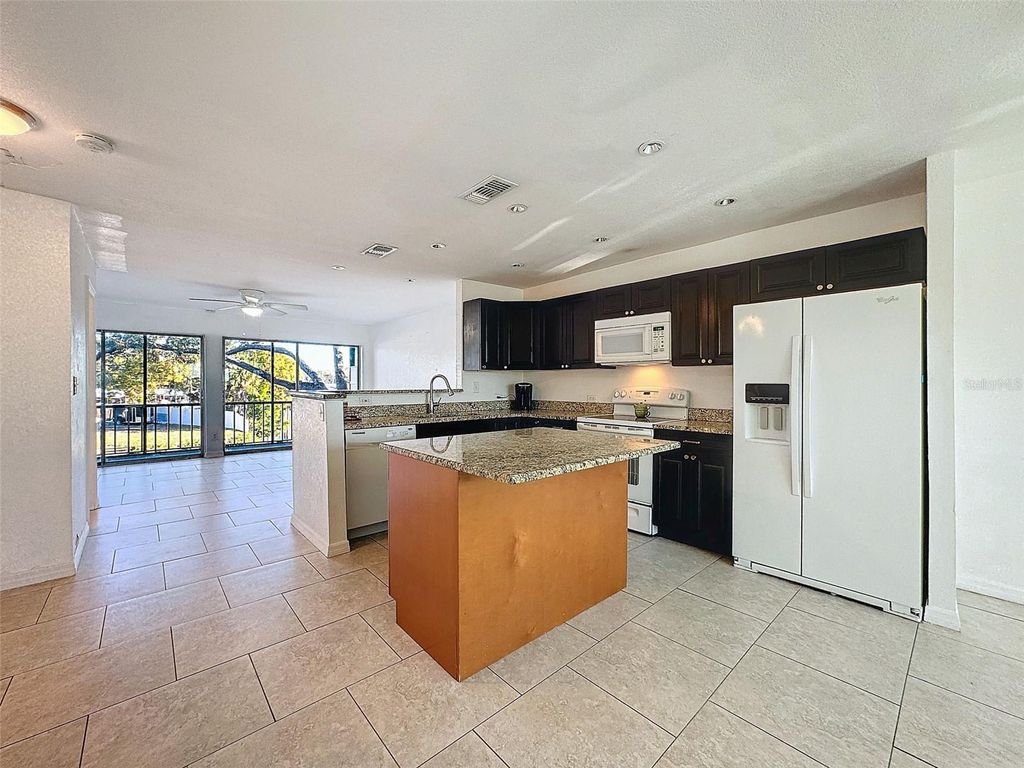 Image 11 of property listing at 9201 TUDOR DRIVE C212, Tampa, FL 33615