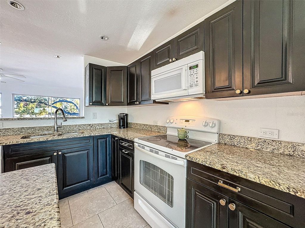 Image 12 of property listing at 9201 TUDOR DRIVE C212, Tampa, FL 33615