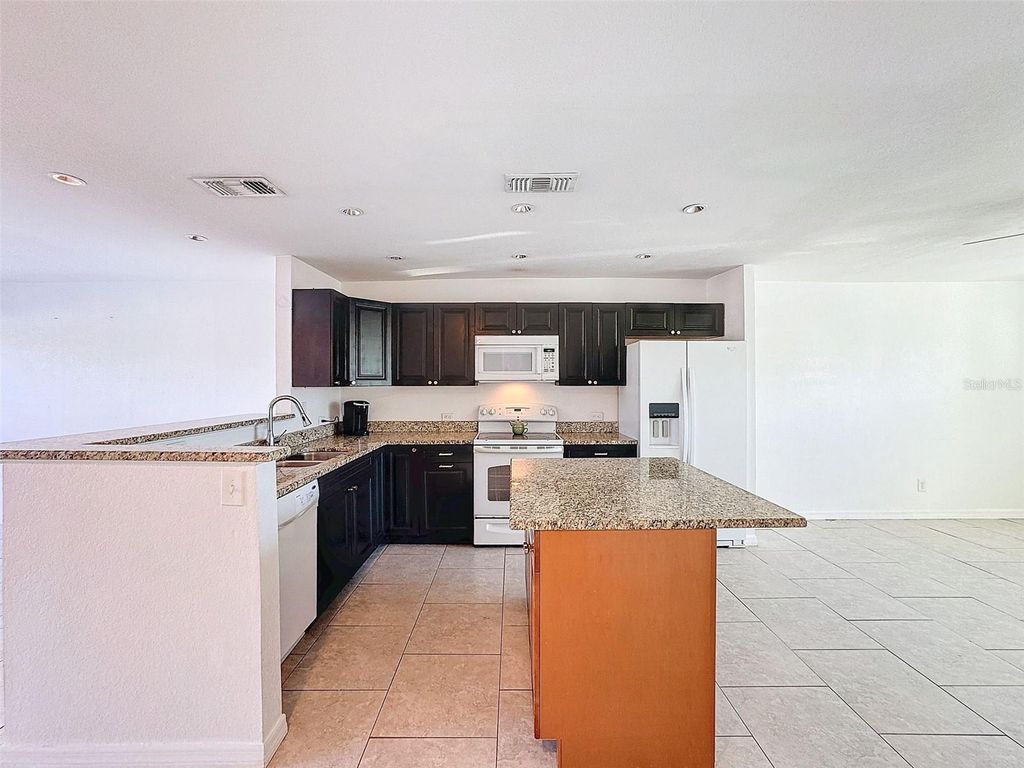 Image 13 of property listing at 9201 TUDOR DRIVE C212, Tampa, FL 33615