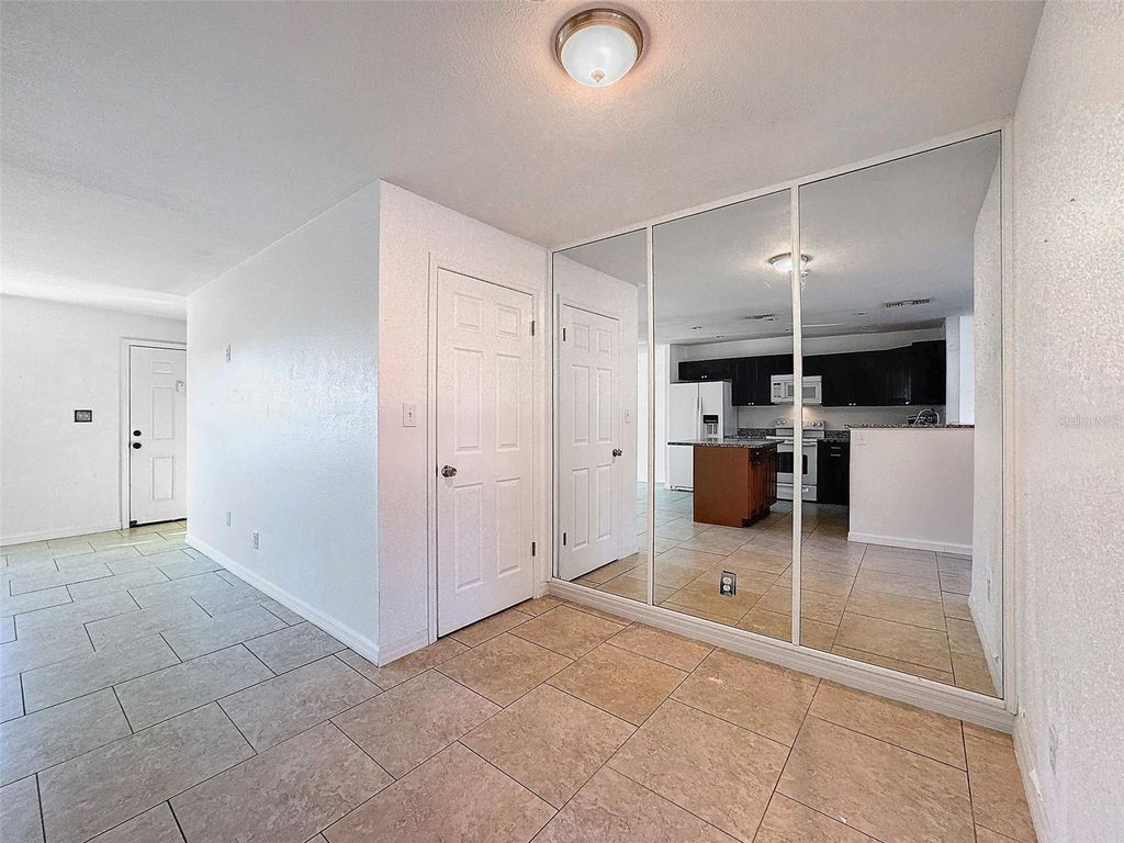 Image 4 of property listing at 9201 TUDOR DRIVE C212, Tampa, FL 33615