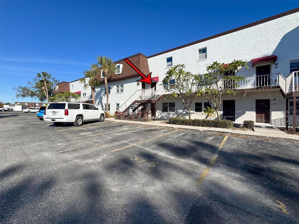 Image 50 of property listing at 9201 TUDOR DRIVE C212, Tampa, FL 33615