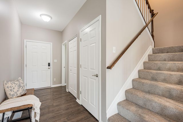 13204 Roosevelt Place, Crown Point, IN 46307