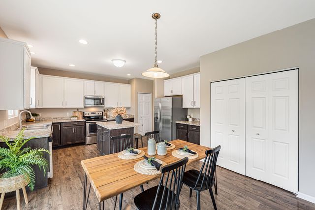 13204 Roosevelt Place, Crown Point, IN 46307
