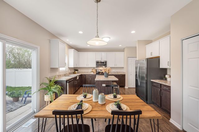 13204 Roosevelt Place, Crown Point, IN 46307