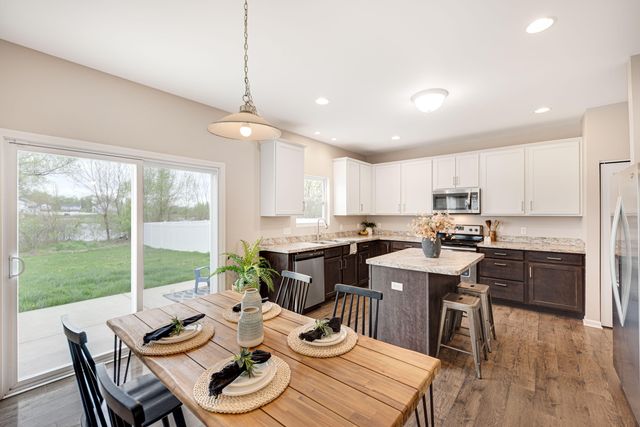 13204 Roosevelt Place, Crown Point, IN 46307