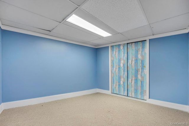 19 Spyglass Lane, East Setauket, NY 11733