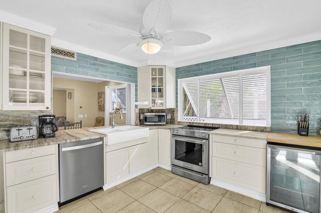 3218 Palm Drive, Delray Beach, FL 33483