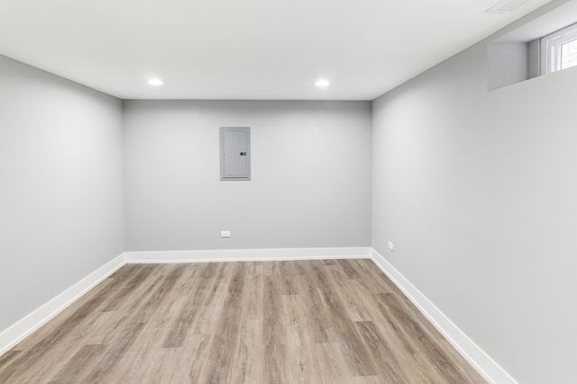 4527 N Newcastle Avenue, Harwood Heights, IL 60706