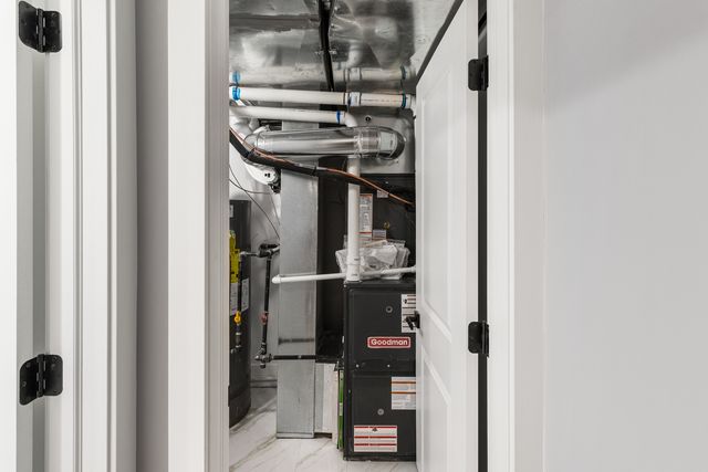 4527 N Newcastle Avenue, Harwood Heights, IL 60706