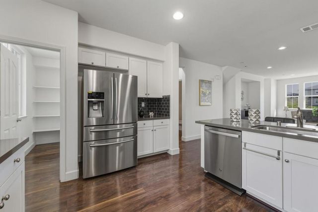 2305 Gibbons Street, Hayward, CA 94541