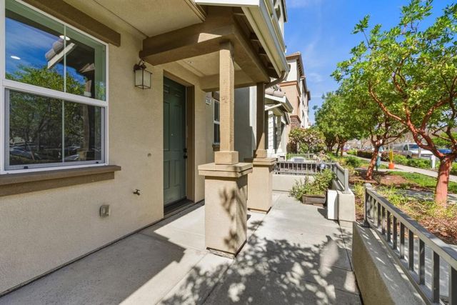 2305 Gibbons Street, Hayward, CA 94541