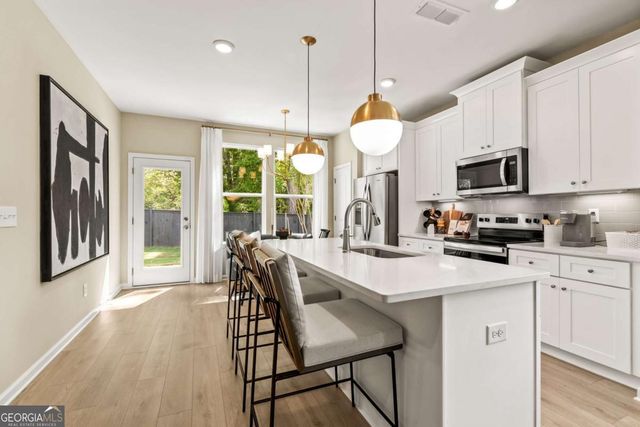 88 Hydrangea Circle, Fairburn, GA 30213