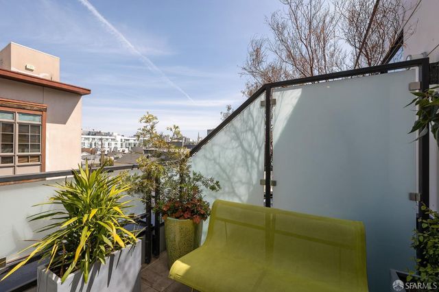 580 Hayes Street 407, San Francisco, CA 94102