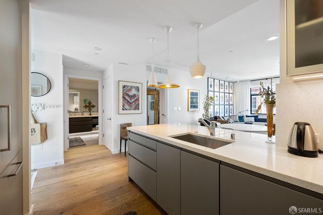 580 Hayes Street 407, San Francisco, CA 94102