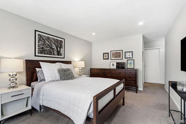 17 Foxwood Drive 5, Pleasantville, NY 10570