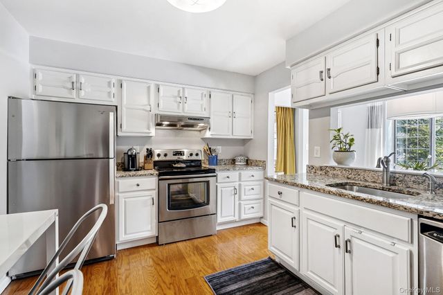 17 Foxwood Drive 5, Pleasantville, NY 10570