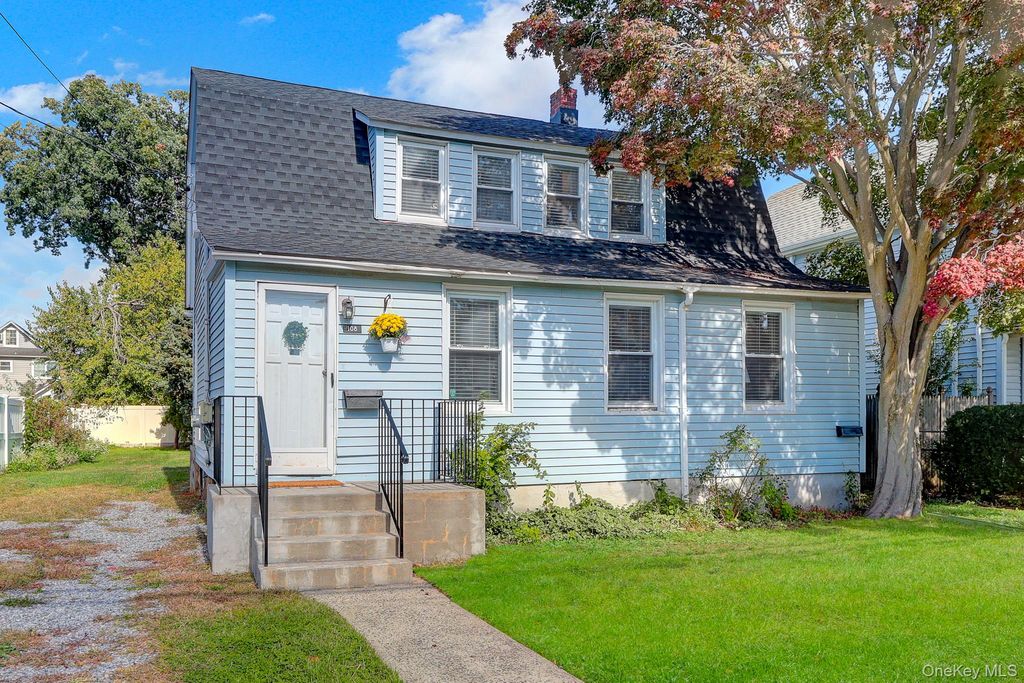 108 Linden Street, Bellmore, NY 11710 — photo 2