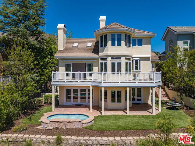 834 Ravensbury Street, Lake Sherwood, CA 91361