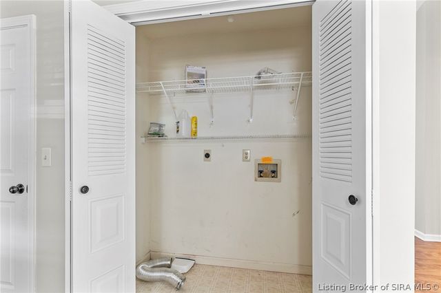 117 Sunnyside Drive, Charlestown, IN 47111