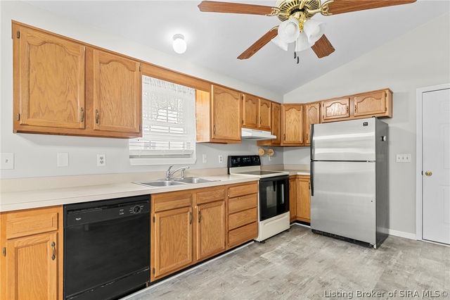 117 Sunnyside Drive, Charlestown, IN 47111