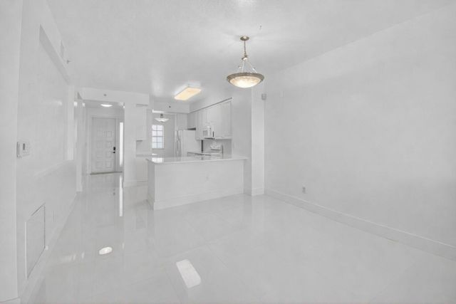 22703 Camino Del Mar 63, Boca Raton, FL 33433