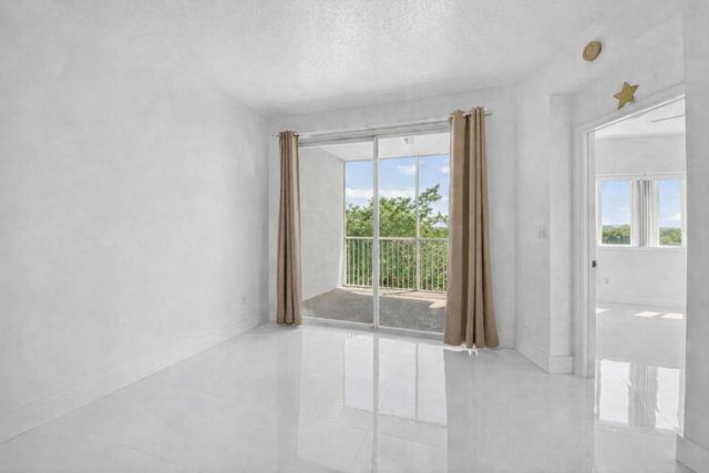 22703 Camino Del Mar 63, Boca Raton, FL 33433