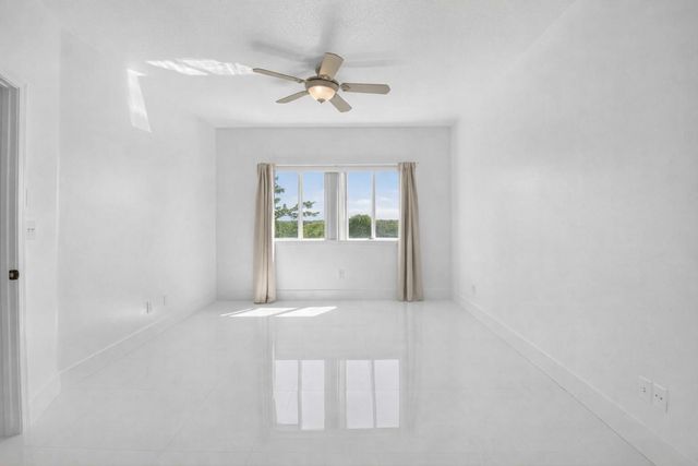 22703 Camino Del Mar 63, Boca Raton, FL 33433
