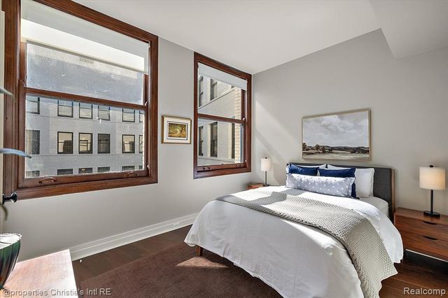 1 Park Avenue 1404, Detroit, MI 48226