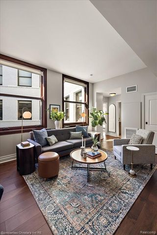 1 Park Avenue 1404, Detroit, MI 48226