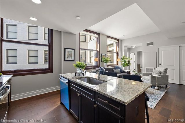 1 Park Avenue 1404, Detroit, MI 48226