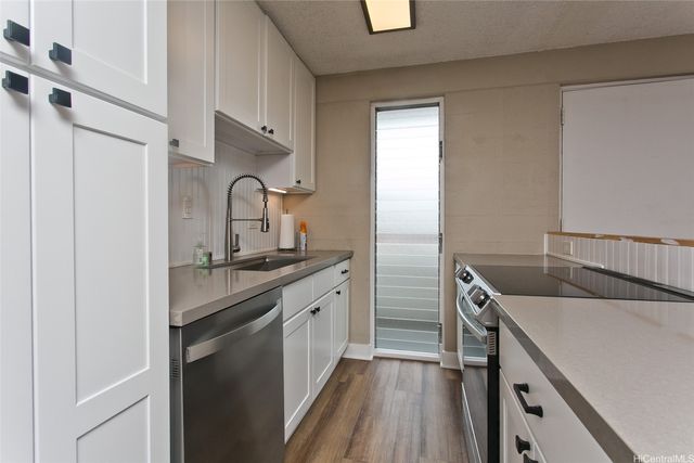 1670 Kalakaua Avenue 701, Honolulu, HI 96826