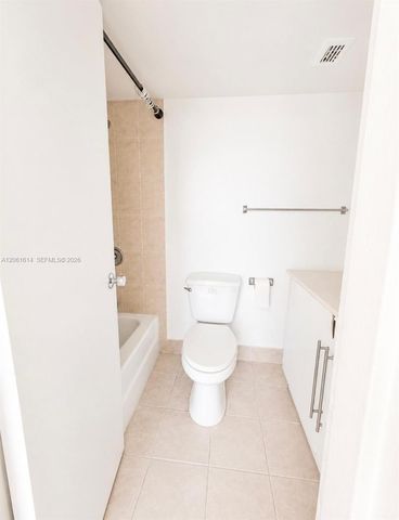 2020 NE 135th Street 710, North Miami, FL 33181