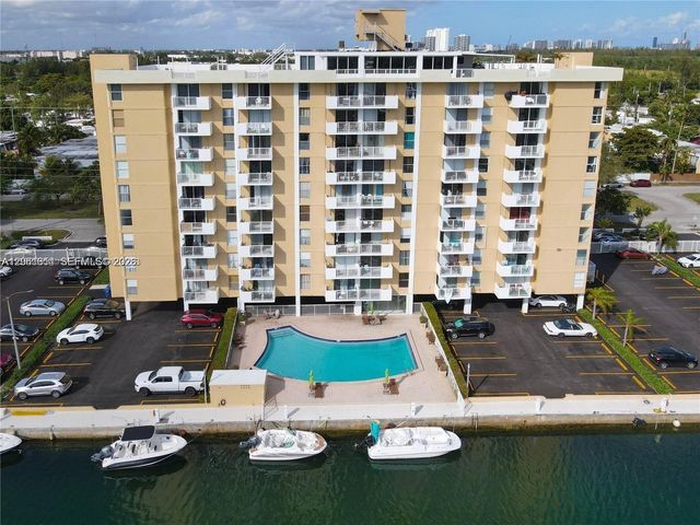 2020 NE 135th Street 710, North Miami, FL 33181