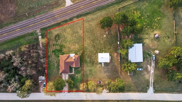 21 Pine Prairie School Road, Huntsville, TX 77320